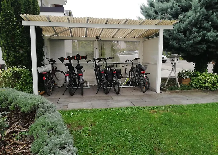Exklusive Lage - Wohnung Mit Schoenem Garten - Haemmerle Yellow
