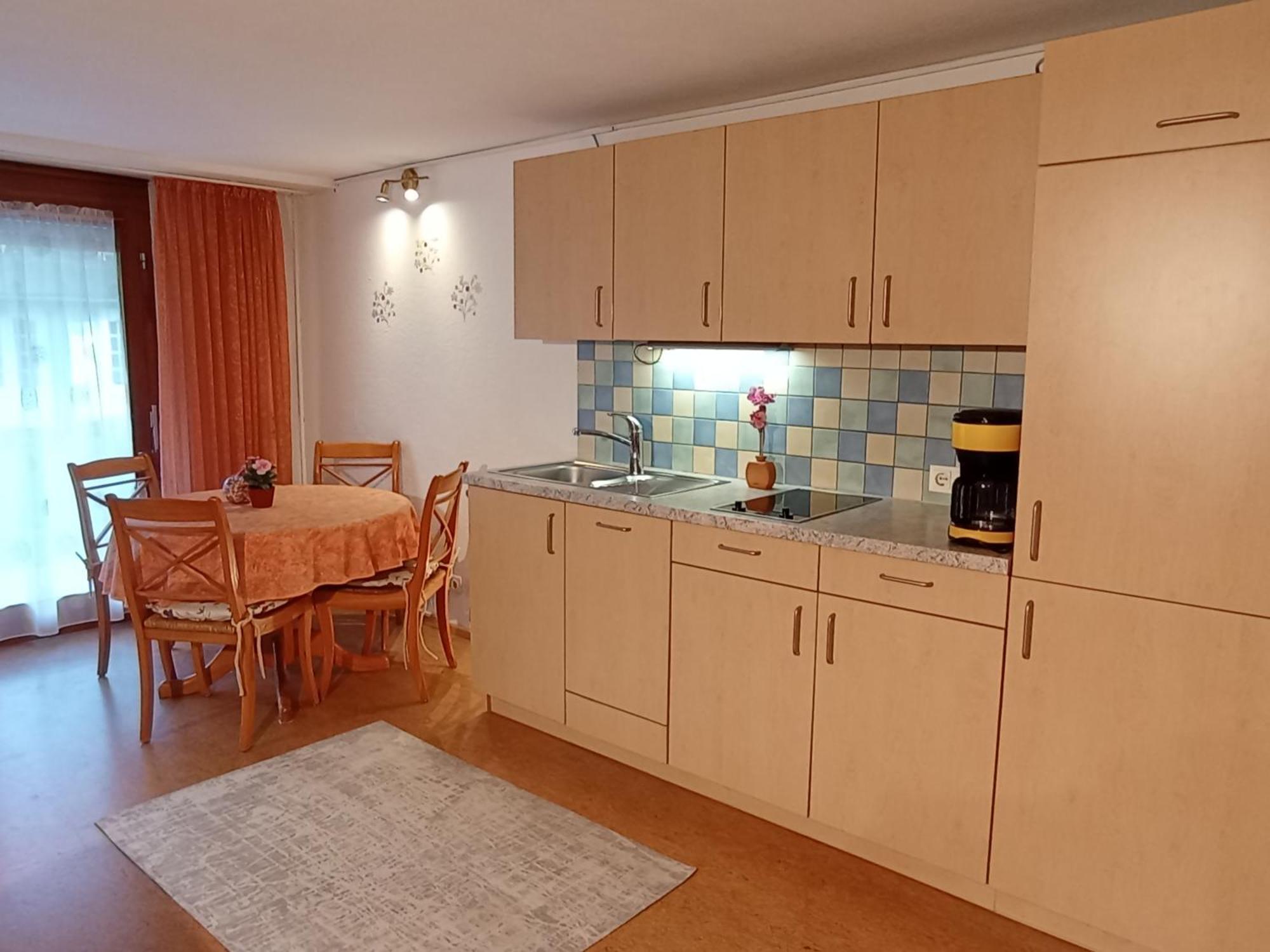 Exklusive Lage - Mit Schoenem Garten - Haemmerle Yellow Apartment
